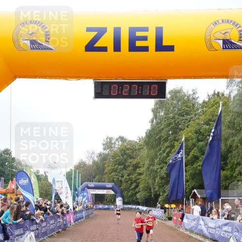13.09.2026 - Airport Race Dennis Weichert http://msf.ph/oto/10285646 13.09.2026 10:27:44 Ziel 4187, 5418, 5476 meine-sportfotos.de