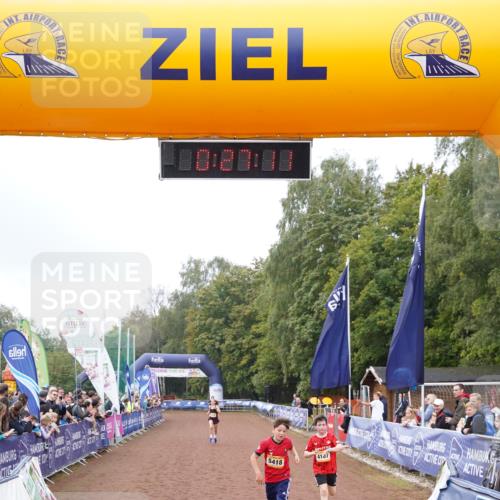 13.09.2026 - Airport Race Dennis Weichert http://msf.ph/oto/10285684 13.09.2026 10:27:45 Ziel 4187, 5418, 5476 meine-sportfotos.de