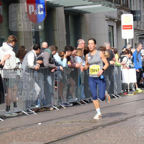 13.09.2026 - 21. swb-Marathon Bremen Strokosch-Dieckow http://msf.ph/oto/10285695 13.09.2026 10:39:09 Ziel 11227, 11713, 12404, 13513, 13556, 13641, 10782, 10926, 11127, 11338, 11454, 12003, 13641 meine-sportfotos.de