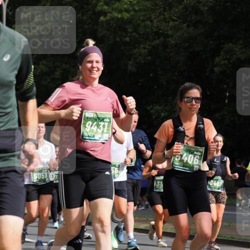13.09.2026 - 21. swb-Marathon Bremen TobiasT http://msf.ph/oto/10285720 13.09.2026 12:14:11 Laufen 5059, 943, 21, 31, 5406, 21, 6493 meine-sportfotos.de