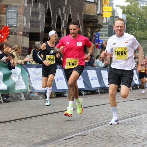 13.09.2026 - 21. swb-Marathon Bremen Strokosch-Dieckow http://msf.ph/oto/10285726 13.09.2026 10:35:03 Ziel 10818, 11197, 11964, 12358, 12413, 12540, 13637, 10261, 10262, 10994, 11512, 13505, 13560 meine-sportfotos.de