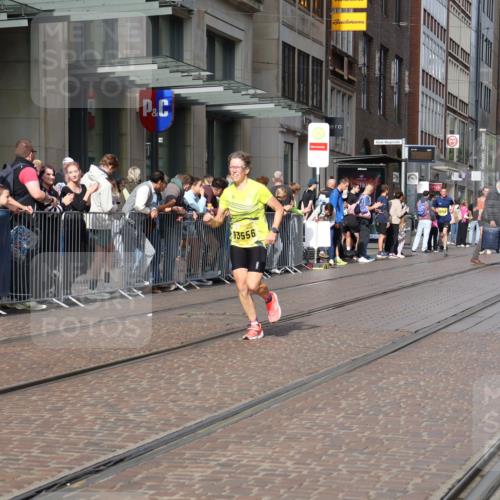13.09.2026 - 21. swb-Marathon Bremen Strokosch-Dieckow http://msf.ph/oto/10285793 13.09.2026 10:39:18 Ziel 11713, 12404, 13513, 13642, 10782, 11227, 11338, 11454, 12003, 13556, 13641 meine-sportfotos.de