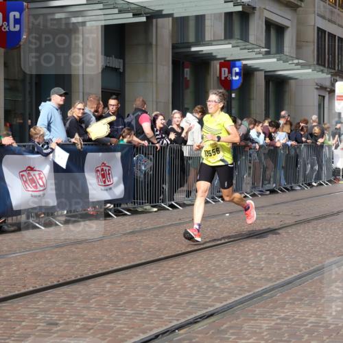 13.09.2026 - 21. swb-Marathon Bremen Strokosch-Dieckow http://msf.ph/oto/10285801 13.09.2026 10:39:18 Ziel 11713, 12404, 13513, 13642, 10782, 11227, 11338, 11454, 12003, 13556, 13641 meine-sportfotos.de