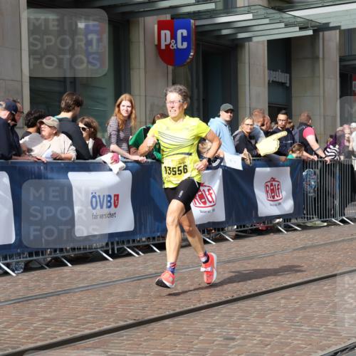 13.09.2026 - 21. swb-Marathon Bremen Strokosch-Dieckow http://msf.ph/oto/10285811 13.09.2026 10:39:19 Ziel 11713, 12404, 13513, 13642, 10782, 11227, 11338, 11454, 12003, 13556, 13641 meine-sportfotos.de