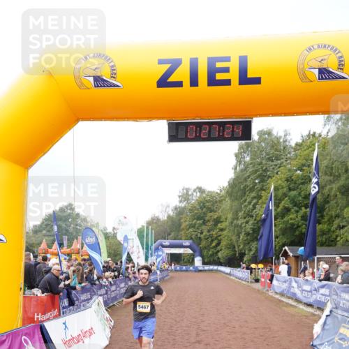 13.09.2026 - Airport Race Dennis Weichert http://msf.ph/oto/10285931 13.09.2026 10:27:58 Ziel 5467 meine-sportfotos.de