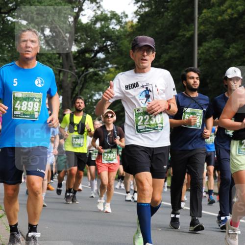13.09.2026 - 21. swb-Marathon Bremen TobiasT http://msf.ph/oto/10285957 13.09.2026 12:16:07 Laufen 5, 4899, 7084, 21, 126, 3308, 2793, 2, 2230, 5965 meine-sportfotos.de