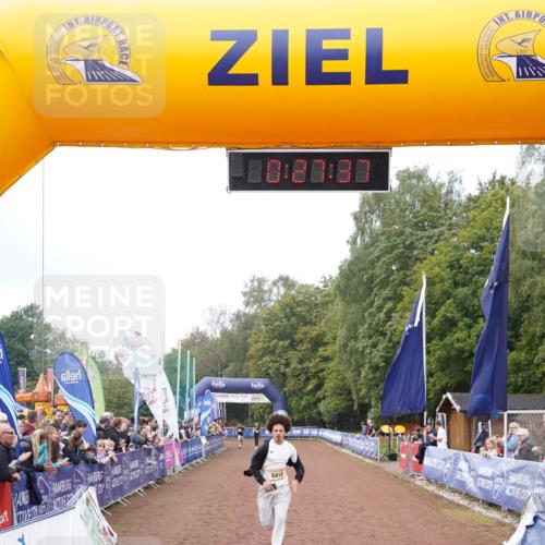 13.09.2026 - Airport Race Dennis Weichert http://msf.ph/oto/10285969 13.09.2026 10:28:10 Ziel 5413 meine-sportfotos.de
