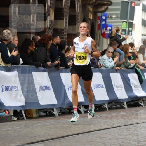 13.09.2026 - 21. swb-Marathon Bremen Strokosch-Dieckow http://msf.ph/oto/10285991 13.09.2026 10:35:26 Ziel 10261, 10262, 13505, 13560, 13601, 13625, 12289, 13583 meine-sportfotos.de