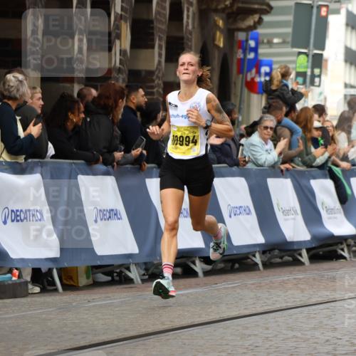 13.09.2026 - 21. swb-Marathon Bremen Strokosch-Dieckow http://msf.ph/oto/10285997 13.09.2026 10:35:26 Ziel 10261, 10262, 13505, 13560, 13601, 13625, 12289, 13583 meine-sportfotos.de