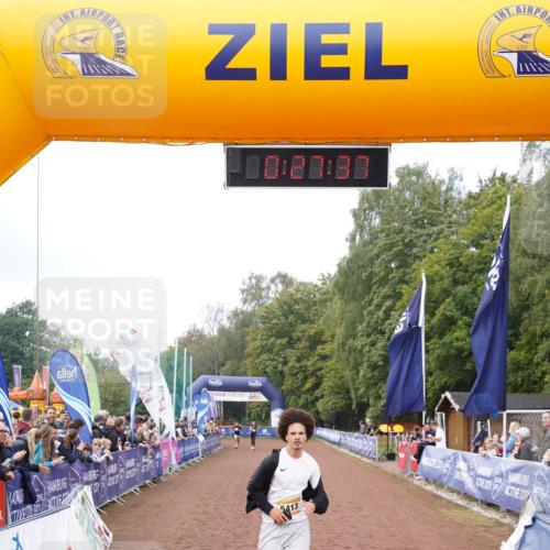 13.09.2026 - Airport Race Dennis Weichert http://msf.ph/oto/10285999 13.09.2026 10:28:11 Ziel 5413 meine-sportfotos.de