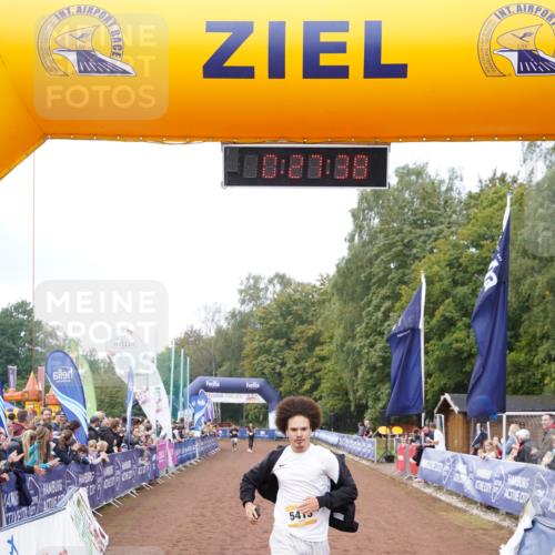13.09.2026 - Airport Race Dennis Weichert http://msf.ph/oto/10286018 13.09.2026 10:28:11 Ziel 5413 meine-sportfotos.de