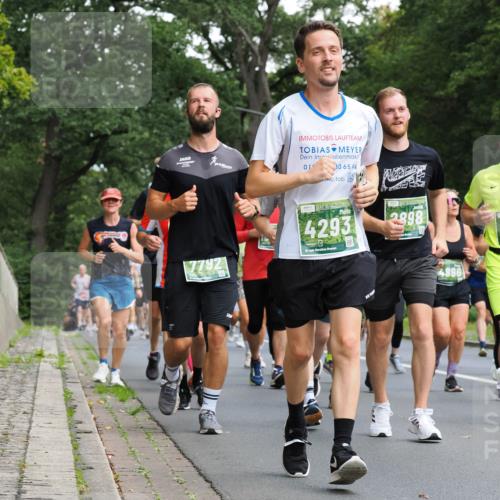 13.09.2026 - 21. swb-Marathon Bremen TobiasT http://msf.ph/oto/10286058 13.09.2026 12:16:34 Laufen 01, 30, 65, 94, 792, 4293, 21, 2898, 4896 meine-sportfotos.de