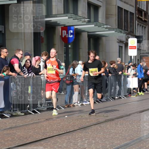13.09.2026 - 21. swb-Marathon Bremen Strokosch-Dieckow http://msf.ph/oto/10286064 13.09.2026 10:39:58 Ziel 11373, 13616, 11198, 11721, 12144, 12339, 13519, 13642 meine-sportfotos.de