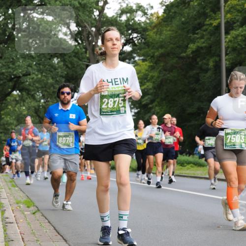 13.09.2026 - 21. swb-Marathon Bremen TobiasT http://msf.ph/oto/10286193 13.09.2026 12:17:01 Laufen 8070, 2875, 21, 20, 7504, 7503 meine-sportfotos.de