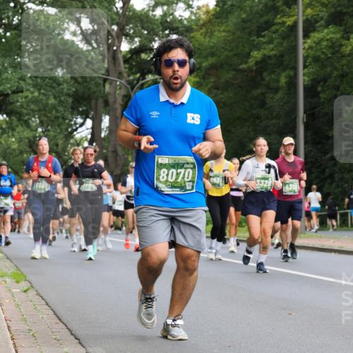 13.09.2026 - 21. swb-Marathon Bremen TobiasT http://msf.ph/oto/10286214 13.09.2026 12:17:03 Laufen 8880, 8070, 693, 3329, 4312 meine-sportfotos.de