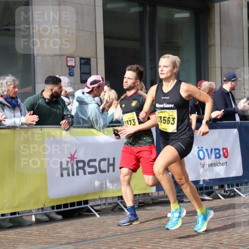 13.09.2026 - 21. swb-Marathon Bremen Strokosch-Dieckow http://msf.ph/oto/10286225 13.09.2026 10:40:30 Ziel 10520, 10575, 11903, 12477, 11373, 13563, 13566, 13616 meine-sportfotos.de