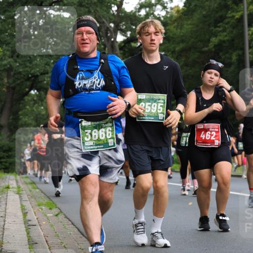 13.09.2026 - 21. swb-Marathon Bremen TobiasT http://msf.ph/oto/10286242 13.09.2026 12:17:11 Laufen 3666, 8970, 21, 126, 2595, 21, 21, 462 meine-sportfotos.de
