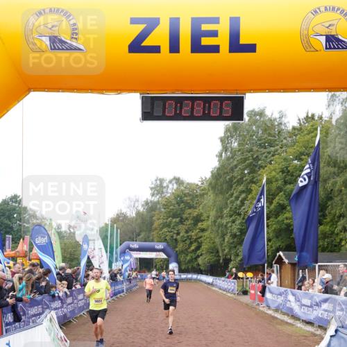 13.09.2026 - Airport Race Dennis Weichert http://msf.ph/oto/10286269 13.09.2026 10:28:38 Ziel 5022, 5023, 5094, 5112 meine-sportfotos.de
