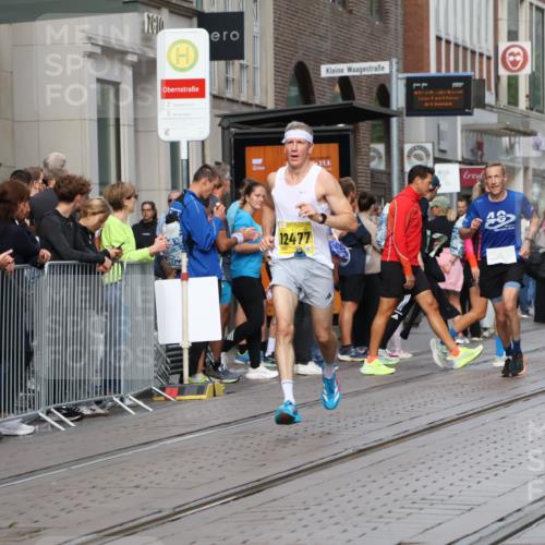 13.09.2026 - 21. swb-Marathon Bremen Strokosch-Dieckow http://msf.ph/oto/10286298 13.09.2026 10:40:44 Ziel 11077, 11201, 11903, 12209, 12477, 10520, 10575, 11373, 13563, 13566, 13616 meine-sportfotos.de