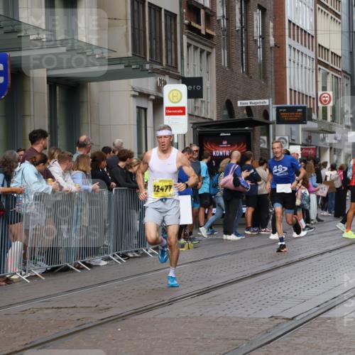 13.09.2026 - 21. swb-Marathon Bremen Strokosch-Dieckow http://msf.ph/oto/10286316 13.09.2026 10:40:45 Ziel 11077, 11201, 11903, 12209, 12477, 10520, 10575, 11373, 13563, 13566, 13616 meine-sportfotos.de