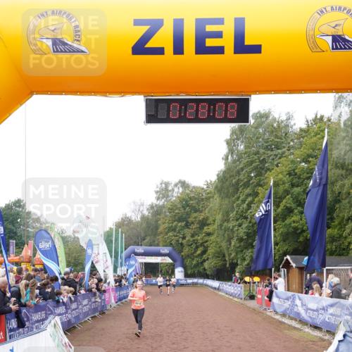 13.09.2026 - Airport Race Dennis Weichert http://msf.ph/oto/10286326 13.09.2026 10:28:42 Ziel 5022, 5094, 5112 meine-sportfotos.de