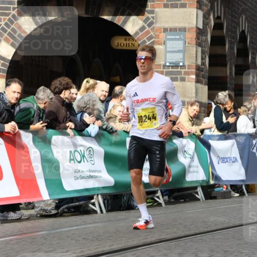 13.09.2026 - 21. swb-Marathon Bremen Strokosch-Dieckow http://msf.ph/oto/10286375 13.09.2026 10:36:14 Ziel 10244, 13534, 12324, 12513, 13548, 13575 meine-sportfotos.de