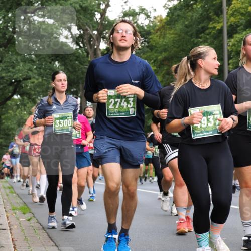 13.09.2026 - 21. swb-Marathon Bremen TobiasT http://msf.ph/oto/10286479 13.09.2026 12:18:07 Laufen 47, 3300, 2743, 21, 26, 93, 21 meine-sportfotos.de