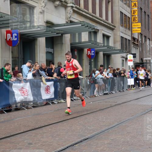 13.09.2026 - 21. swb-Marathon Bremen Strokosch-Dieckow http://msf.ph/oto/10286511 13.09.2026 10:41:20 Ziel 10341, 10972, 11426, 11527, 11628, 11944, 12246, 12442, 12455, 13520, 13586, 13600, 11077, 11201, 12209, 13520 meine-sportfotos.de