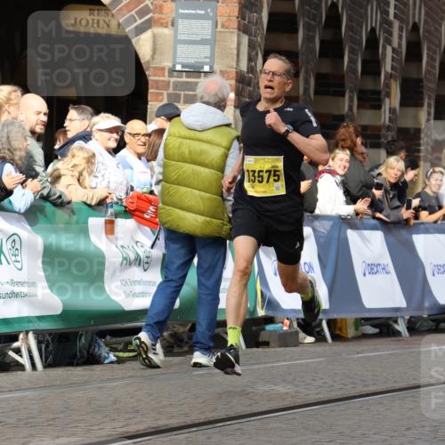 13.09.2026 - 21. swb-Marathon Bremen Strokosch-Dieckow http://msf.ph/oto/10286527 13.09.2026 10:36:32 Ziel 10244, 11067, 12324, 12513, 13575, 11738, 11916, 12456 meine-sportfotos.de