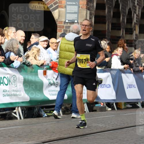 13.09.2026 - 21. swb-Marathon Bremen Strokosch-Dieckow http://msf.ph/oto/10286539 13.09.2026 10:36:32 Ziel 10244, 11067, 12324, 12513, 13575, 11738, 11916, 12456 meine-sportfotos.de
