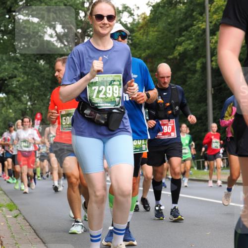 13.09.2026 - 21. swb-Marathon Bremen TobiasT http://msf.ph/oto/10286542 13.09.2026 12:18:20 Laufen 500, 10, 7299, 26, 90, 5207 meine-sportfotos.de