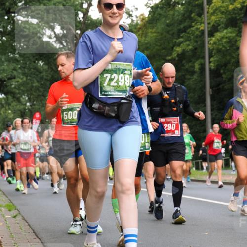 13.09.2026 - 21. swb-Marathon Bremen TobiasT http://msf.ph/oto/10286549 13.09.2026 12:18:21 Laufen 2488, 500, 7299, 21, 25, 290, 5247 meine-sportfotos.de