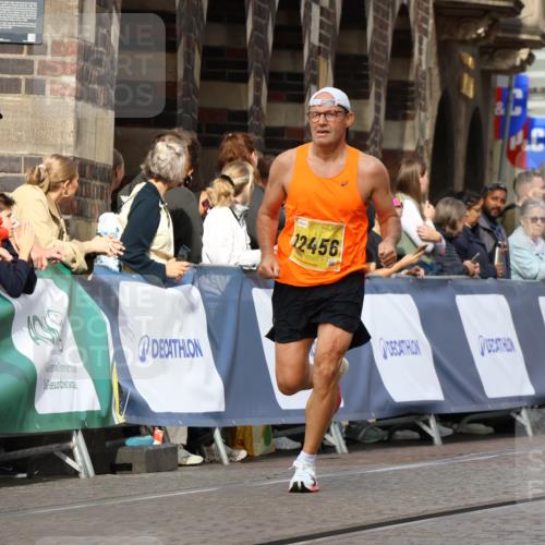 13.09.2026 - 21. swb-Marathon Bremen Strokosch-Dieckow http://msf.ph/oto/10286621 13.09.2026 10:36:46 Ziel 11916, 12324, 12513, 13548, 13575, 11738, 12520, 13606 meine-sportfotos.de