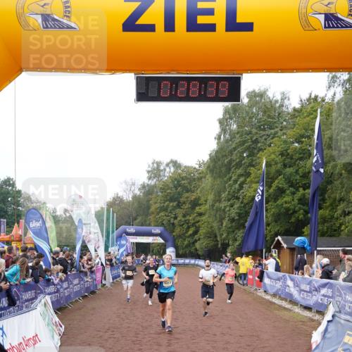 13.09.2026 - Airport Race Dennis Weichert http://msf.ph/oto/10286661 13.09.2026 10:29:12 Ziel 5079, 5089, 5113, 5151, 5241, 5314, 5317, 5452 meine-sportfotos.de