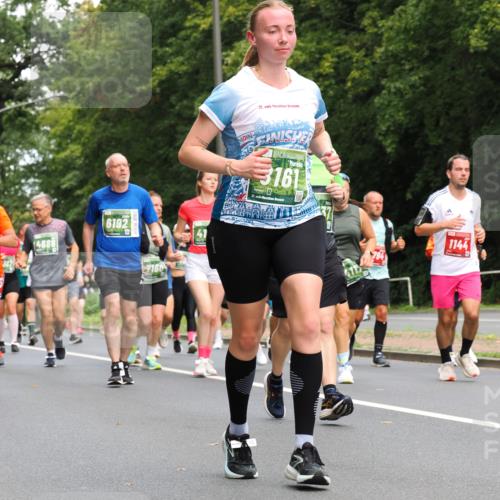 13.09.2026 - 21. swb-Marathon Bremen TobiasT http://msf.ph/oto/10286739 13.09.2026 12:19:01 Laufen 6192, 6192, 716, 21, 3161, 21, 26, 1144 meine-sportfotos.de