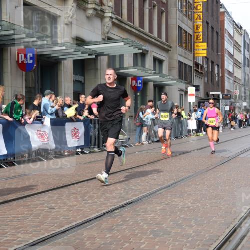 13.09.2026 - 21. swb-Marathon Bremen Strokosch-Dieckow http://msf.ph/oto/10286831 13.09.2026 10:41:40 Ziel 10972, 12426, 12468, 13585, 13621, 10341, 11426, 11527, 11628, 11944, 12246, 12442, 12455, 13520, 13586, 13600 meine-sportfotos.de