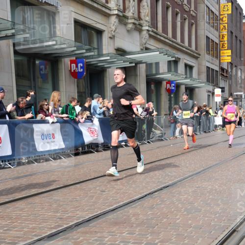 13.09.2026 - 21. swb-Marathon Bremen Strokosch-Dieckow http://msf.ph/oto/10286841 13.09.2026 10:41:40 Ziel 10972, 12426, 12468, 13585, 13621, 10341, 11426, 11527, 11628, 11944, 12246, 12442, 12455, 13520, 13586, 13600 meine-sportfotos.de