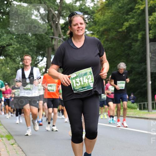 13.09.2026 - 21. swb-Marathon Bremen TobiasT http://msf.ph/oto/10286882 13.09.2026 12:19:37 Laufen 6422, 13142, 26, 13239 meine-sportfotos.de