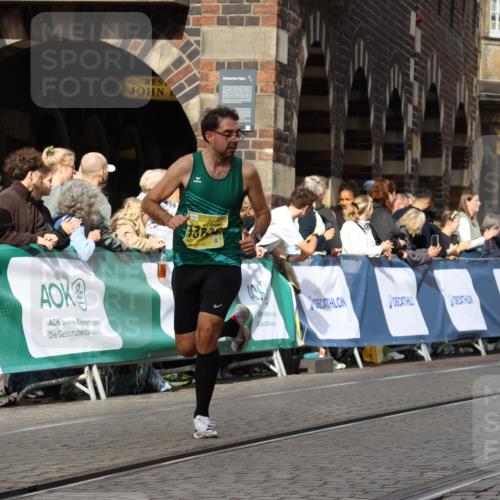 13.09.2026 - 21. swb-Marathon Bremen Strokosch-Dieckow http://msf.ph/oto/10287033 13.09.2026 10:37:34 Ziel 10502, 10961, 11654, 13568, 13608, 13535 meine-sportfotos.de