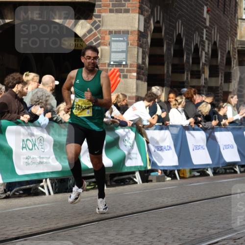 13.09.2026 - 21. swb-Marathon Bremen Strokosch-Dieckow http://msf.ph/oto/10287049 13.09.2026 10:37:34 Ziel 10502, 10961, 11654, 13568, 13608, 13535 meine-sportfotos.de