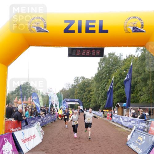 13.09.2026 - Airport Race Dennis Weichert http://msf.ph/oto/10287070 13.09.2026 10:29:28 Ziel 4110, 4111, 4118, 5038, 5259, 5343, 5432, 5433 meine-sportfotos.de
