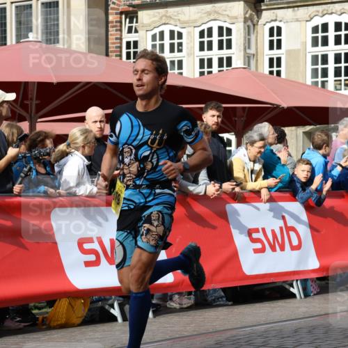 13.09.2026 - 21. swb-Marathon Bremen Strokosch-Dieckow http://msf.ph/oto/10287132 13.09.2026 10:37:39 Ziel 10502, 10961, 11619, 11854, 13608, 11083, 13535 meine-sportfotos.de