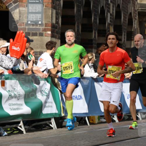 13.09.2026 - 21. swb-Marathon Bremen Strokosch-Dieckow http://msf.ph/oto/10287285 13.09.2026 10:38:14 Ziel 11083, 12538, 13535, 13507, 13553 meine-sportfotos.de
