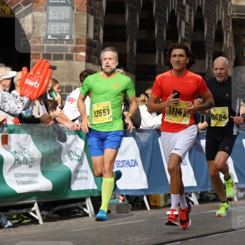 13.09.2026 - 21. swb-Marathon Bremen Strokosch-Dieckow http://msf.ph/oto/10287298 13.09.2026 10:38:14 Ziel 11083, 12538, 13535, 13507, 13553 meine-sportfotos.de