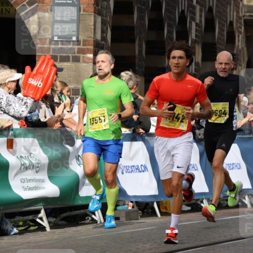 13.09.2026 - 21. swb-Marathon Bremen Strokosch-Dieckow http://msf.ph/oto/10287314 13.09.2026 10:38:14 Ziel 11083, 12538, 13535, 13507, 13553 meine-sportfotos.de