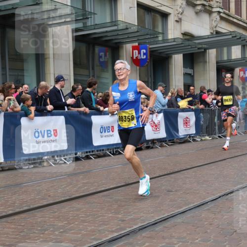 13.09.2026 - 21. swb-Marathon Bremen Strokosch-Dieckow http://msf.ph/oto/10287316 13.09.2026 10:42:27 Ziel 10235, 10312, 10816, 10988, 11779, 12281, 13580, 10358, 10632, 10775, 11375, 11630, 11895, 12395, 12525, 13585 meine-sportfotos.de
