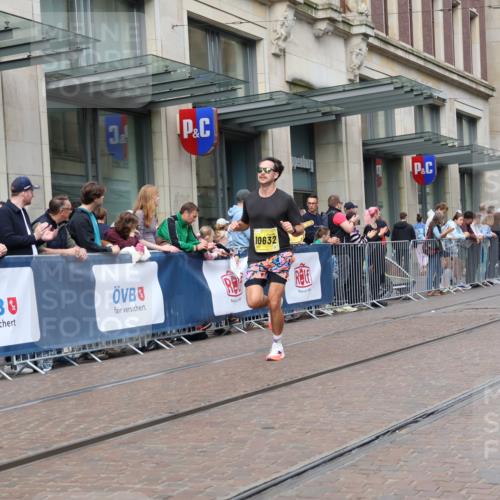 13.09.2026 - 21. swb-Marathon Bremen Strokosch-Dieckow http://msf.ph/oto/10287331 13.09.2026 10:42:28 Ziel 10235, 10312, 10816, 10988, 11779, 12281, 13580, 10358, 10632, 10775, 11375, 11630, 11895, 12395, 12525, 13585 meine-sportfotos.de