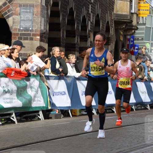 13.09.2026 - 21. swb-Marathon Bremen Strokosch-Dieckow http://msf.ph/oto/10287398 13.09.2026 10:38:19 Ziel 10302, 11083, 11142, 12538, 13551, 13584, 13587, 10441, 13507 meine-sportfotos.de