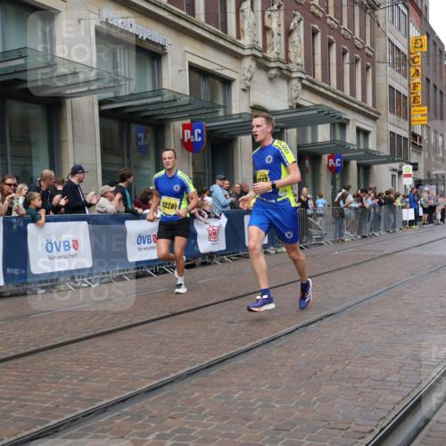 13.09.2026 - 21. swb-Marathon Bremen Strokosch-Dieckow http://msf.ph/oto/10287447 13.09.2026 10:42:37 Ziel 10235, 10336, 10816, 10988, 11265, 11442, 12053, 13580, 10312, 10358, 10632, 10775, 11375, 11630, 11779, 12281, 12395, 12525 meine-sportfotos.de