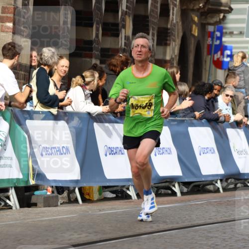 13.09.2026 - 21. swb-Marathon Bremen Strokosch-Dieckow http://msf.ph/oto/10287580 13.09.2026 10:38:45 Ziel 10441, 13507, 13553, 10782, 10926, 11127, 11338 meine-sportfotos.de